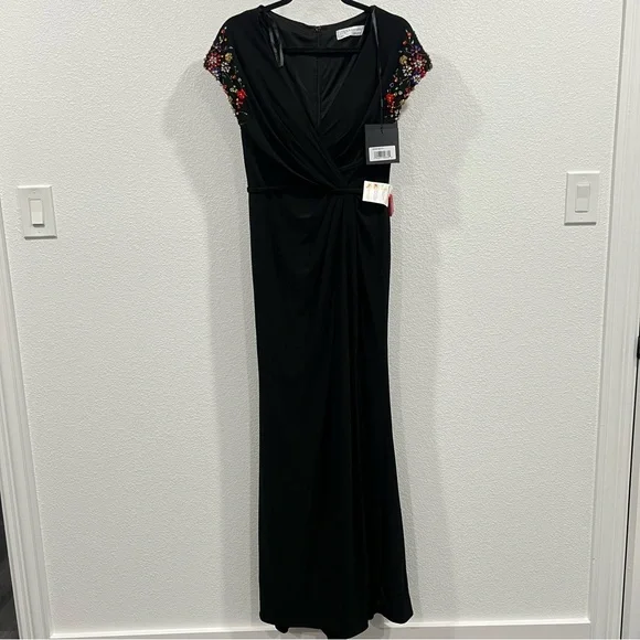 NWT Mac Duggal 55709 - Floral Beaded Mother of the Bride Gown in Black 6